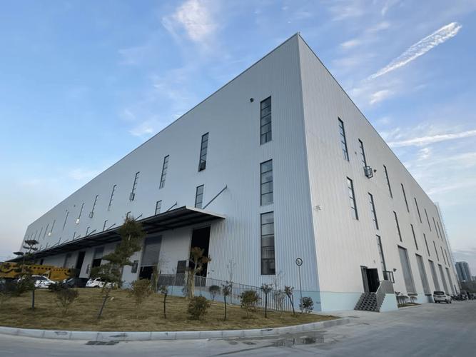 心地址:湖北省黄冈市麻城市南湖街道现代智慧物流园区一号仓快递分拣